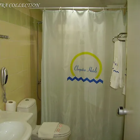 Cleopatra Classic Hotell 3*